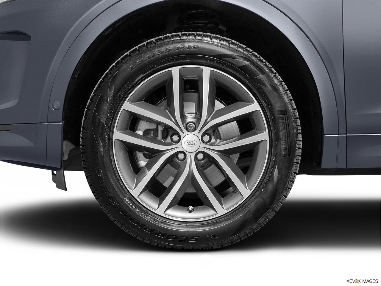 2026 Land Rover Discovery Sport photo