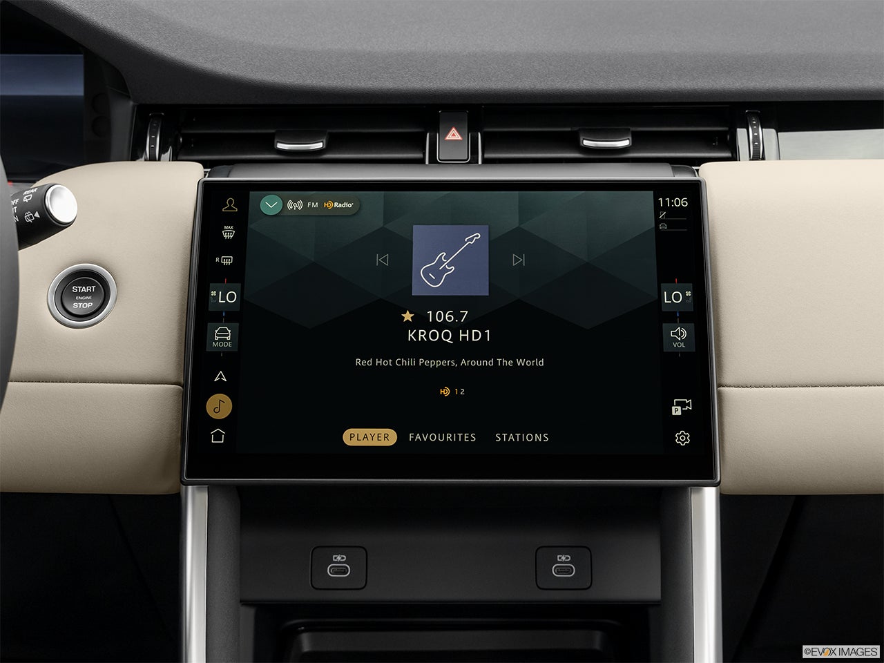 2026 Land Rover Discovery Sport photo