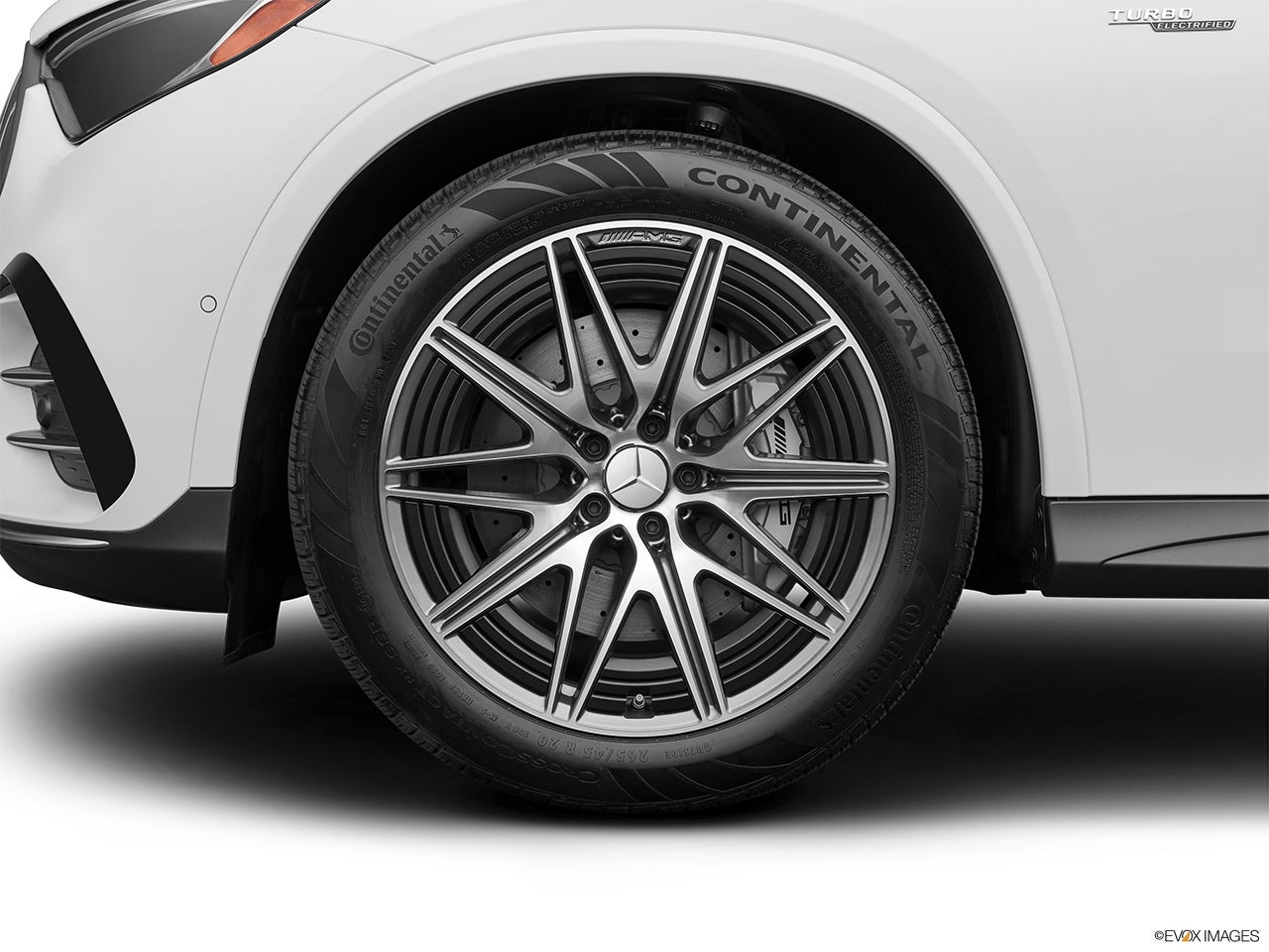 2026 Mercedes-Benz GLC photo