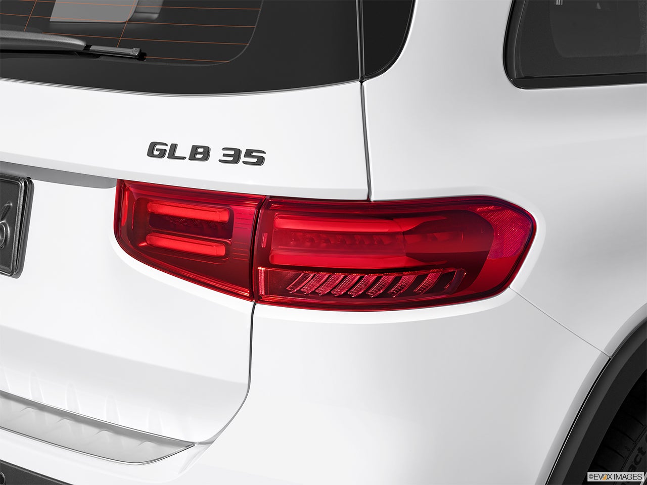 2026 Mercedes-Benz GLB photo
