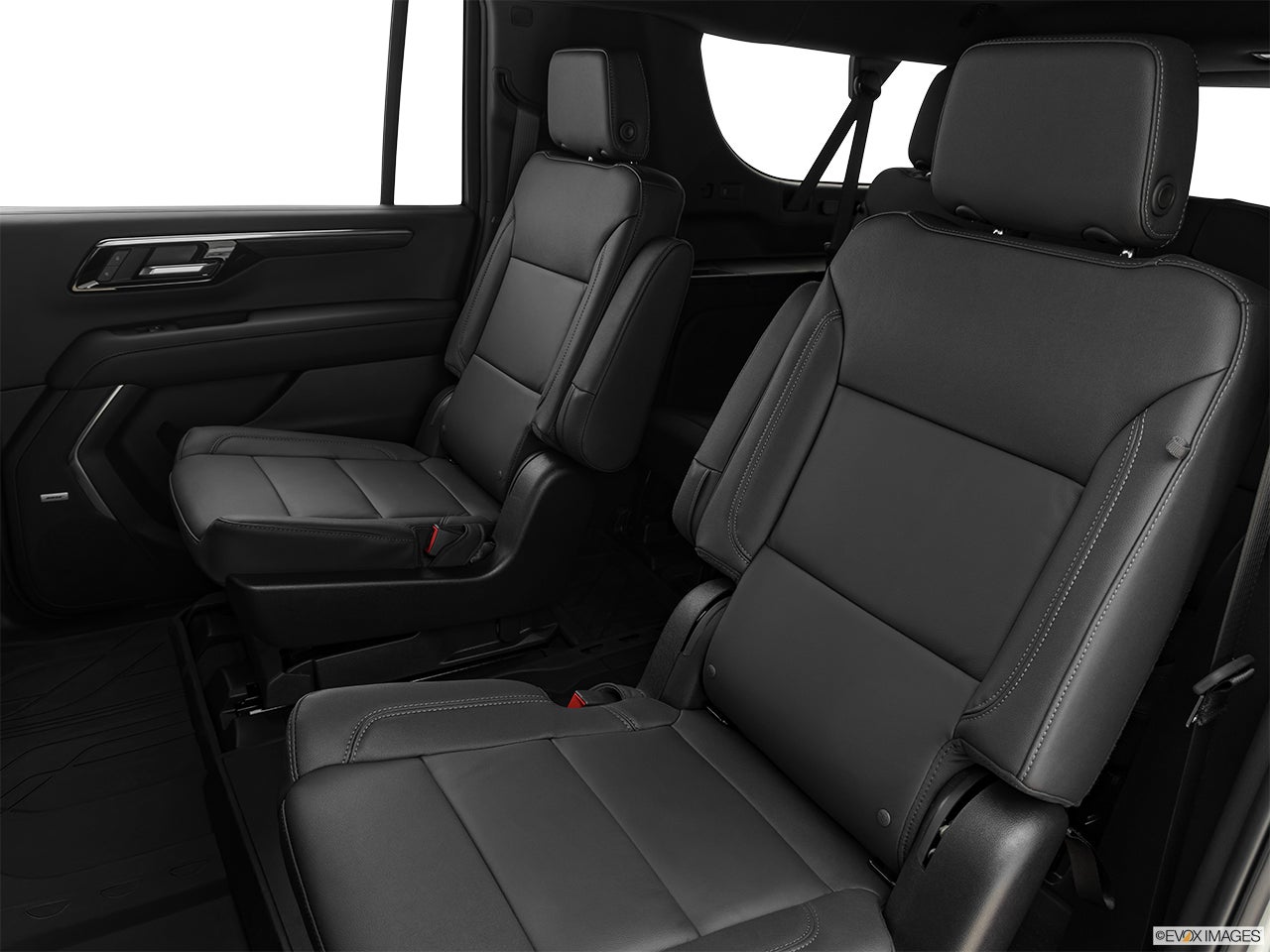 2026 Chevrolet Suburban photo