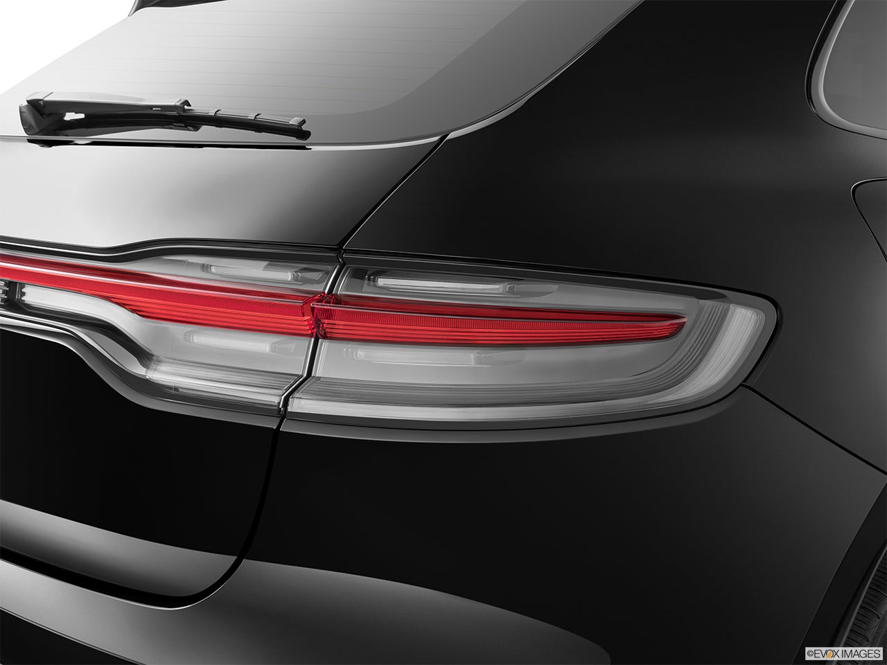 2026 Porsche Macan photo