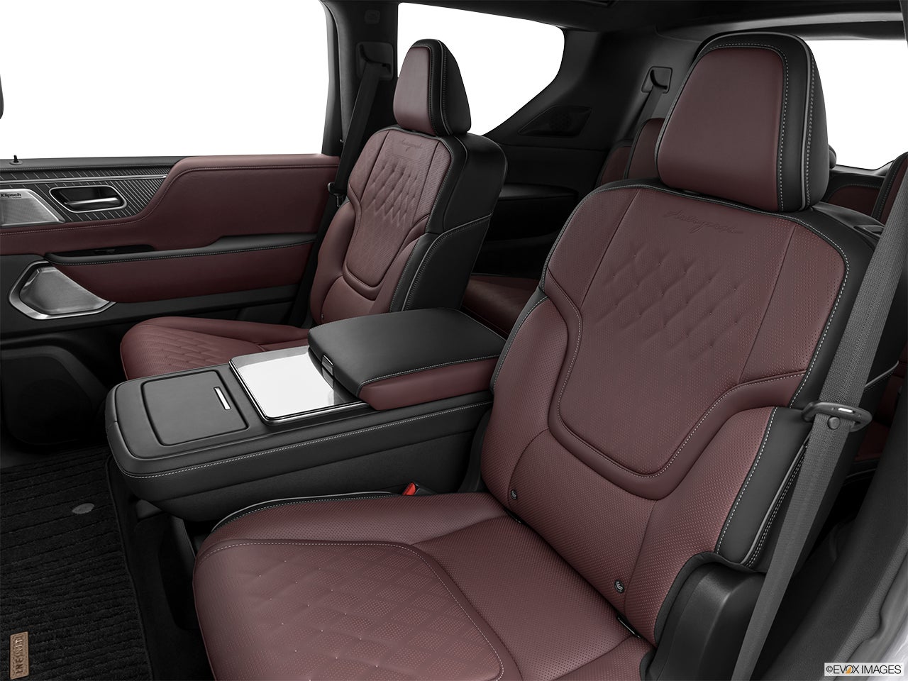 2026 INFINITI QX80 photo