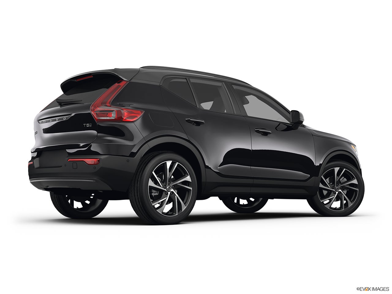 2022 Volvo XC40 photo