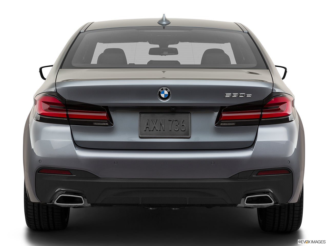 2022 BMW 5 Series photo