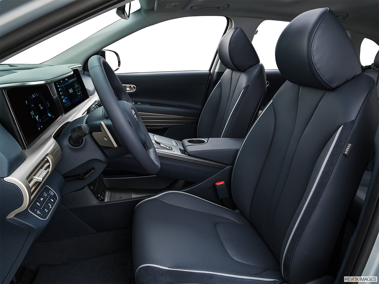 2023 Hyundai NEXO photo