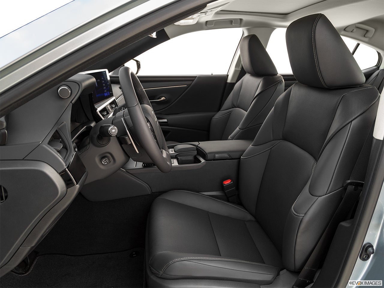 2022 Lexus ES 300h photo