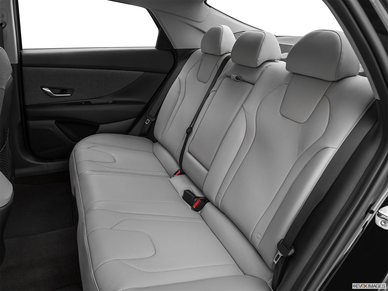 2022 Hyundai ELANTRA Hybrid photo
