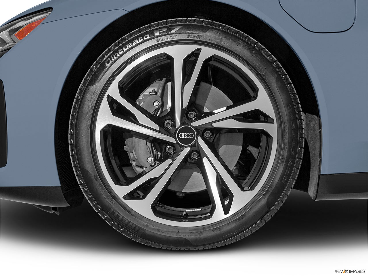 2022 Audi e-tron GT photo