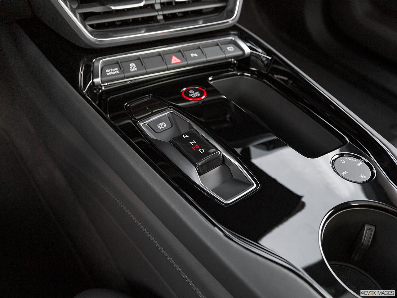 2022 Audi e-tron GT photo