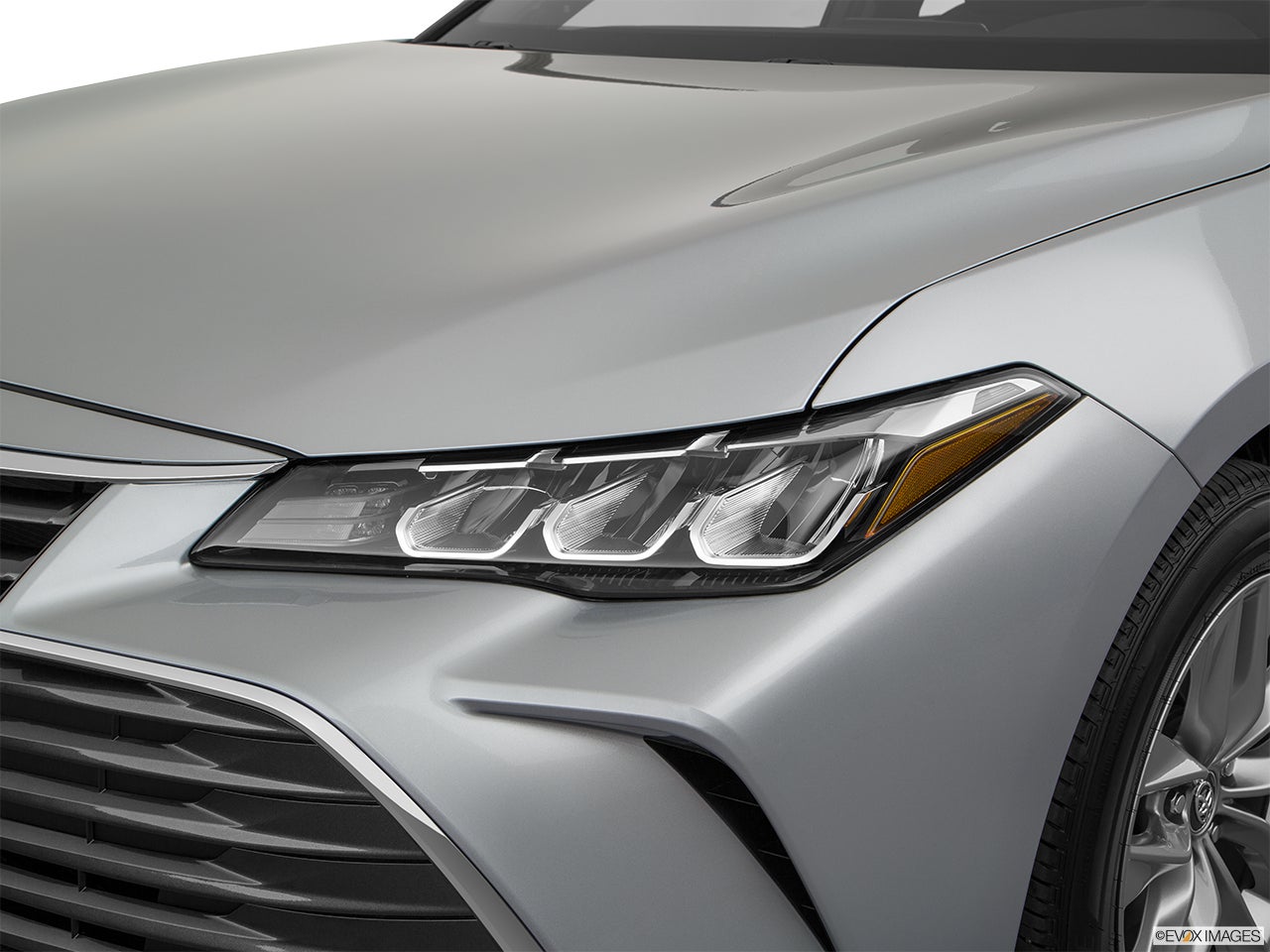 2022 Toyota Avalon Hybrid photo