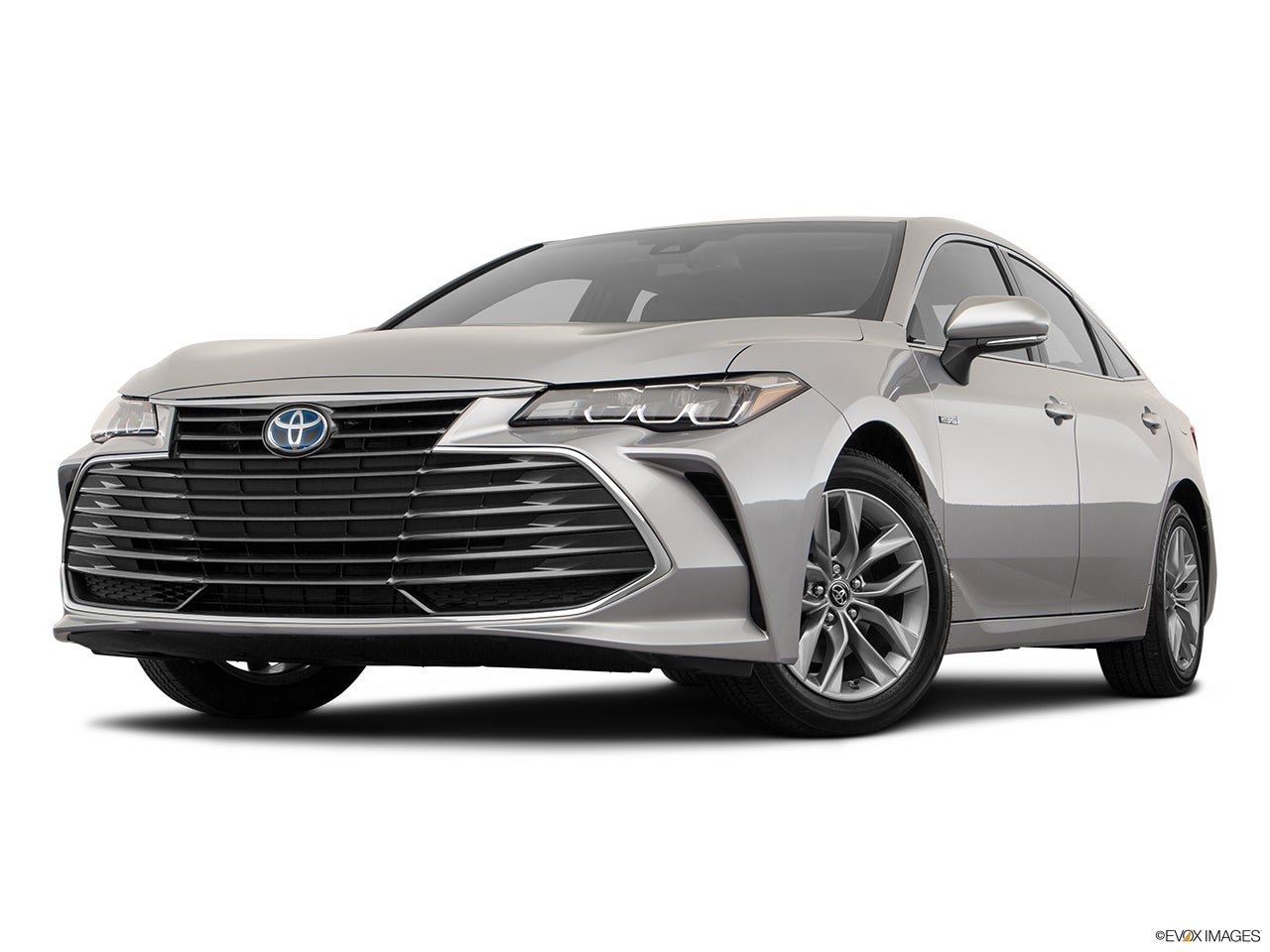 2022 Toyota Avalon Hybrid photo