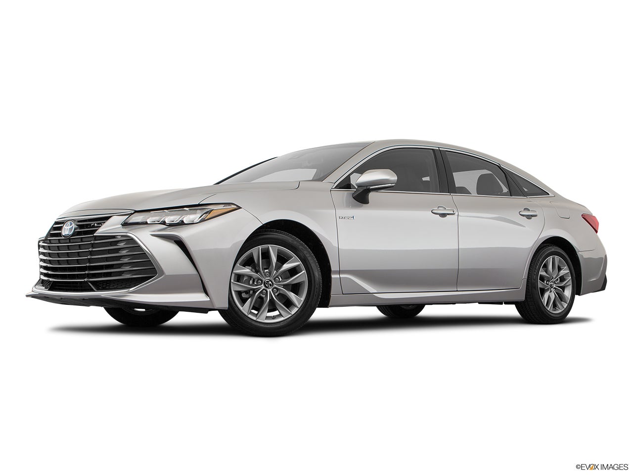 2022 Toyota Avalon Hybrid photo