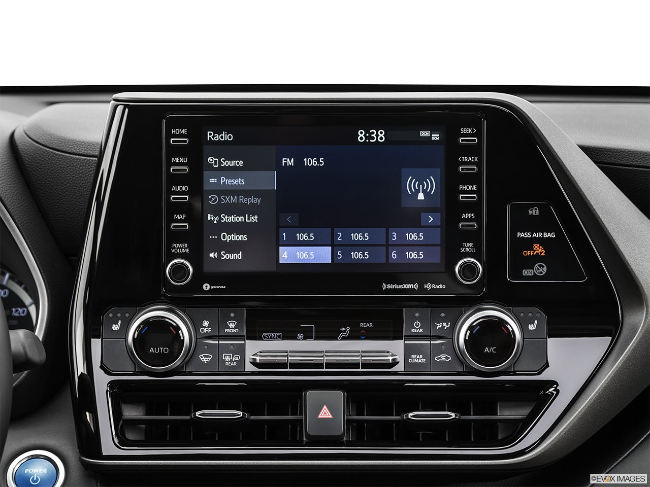 2023 Toyota Highlander Hybrid photo