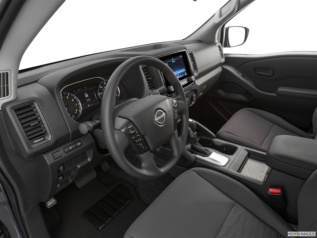 2022 Nissan Frontier photo