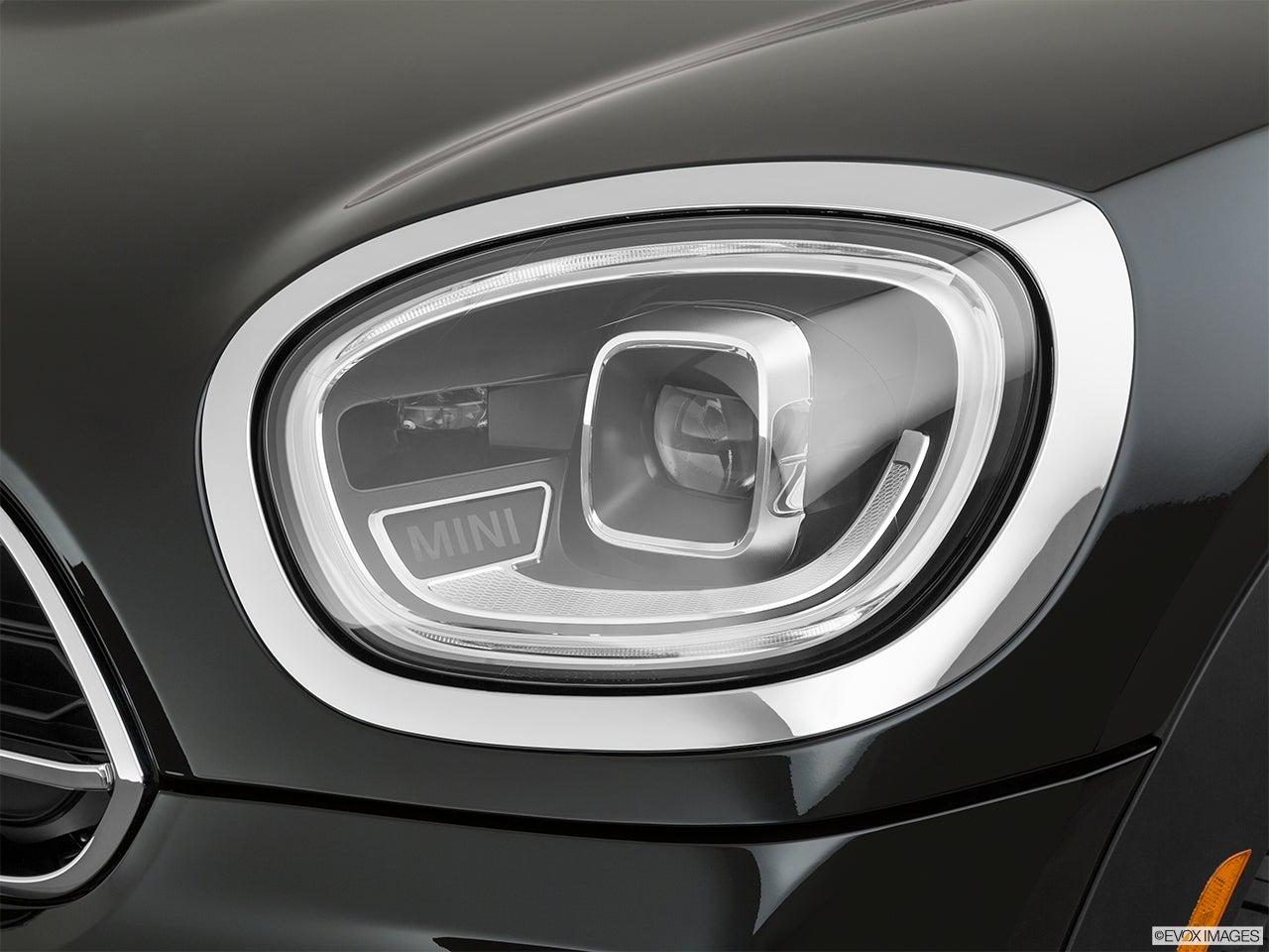 2023 MINI Countryman Plug-in Hybrid photo