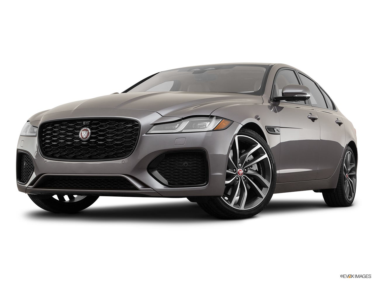 2022 Jaguar XF photo