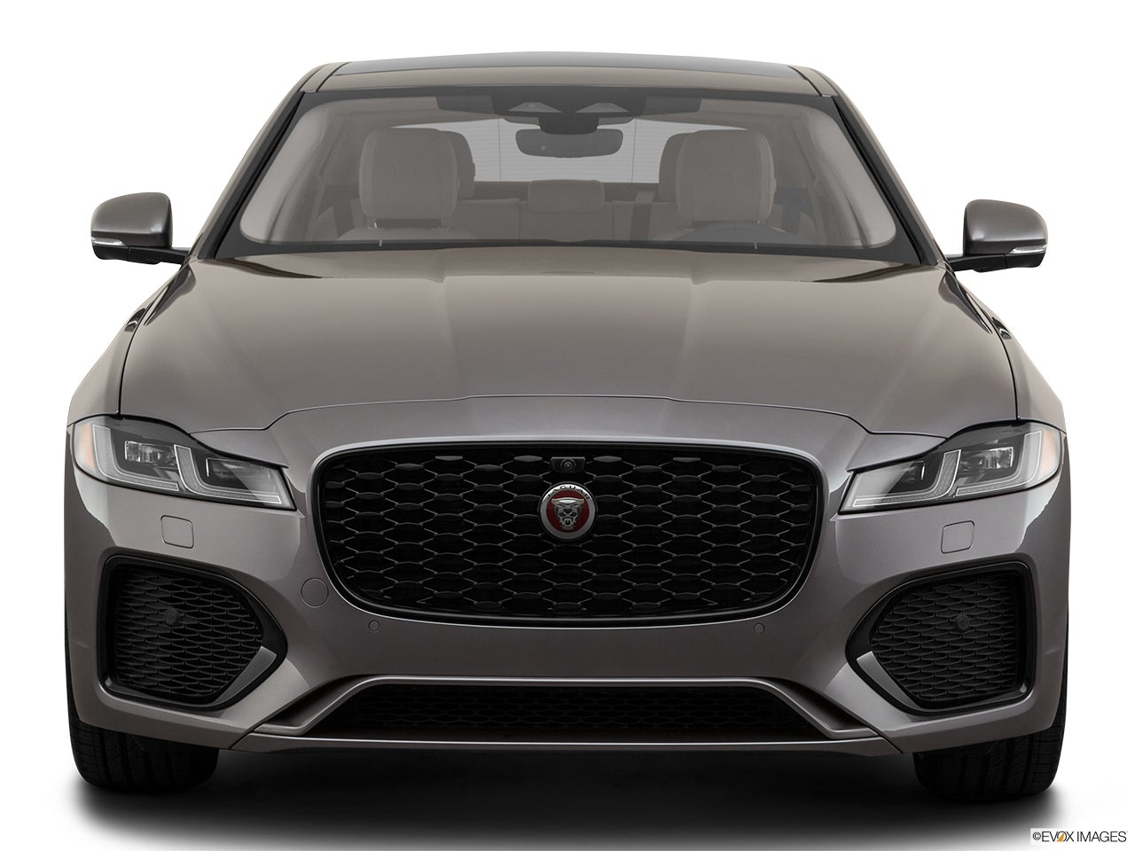 2022 Jaguar XF photo