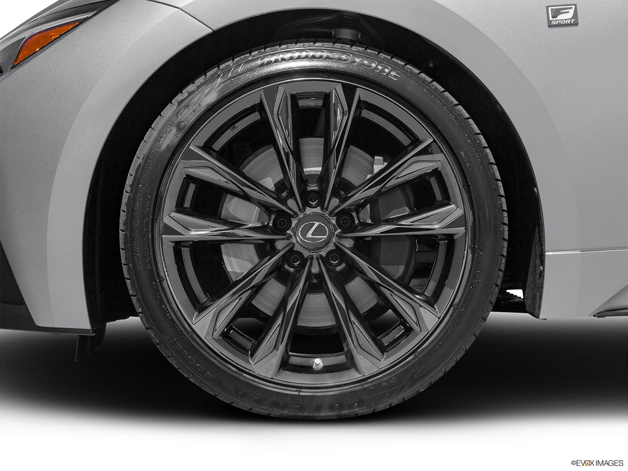 2022 Lexus IS 350 photo