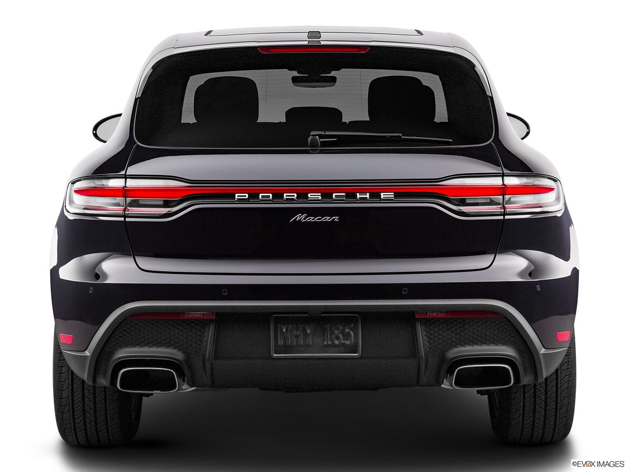 2022 Porsche Macan photo