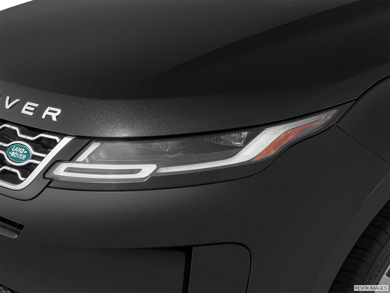 2024 Land Rover Range Rover Evoque photo