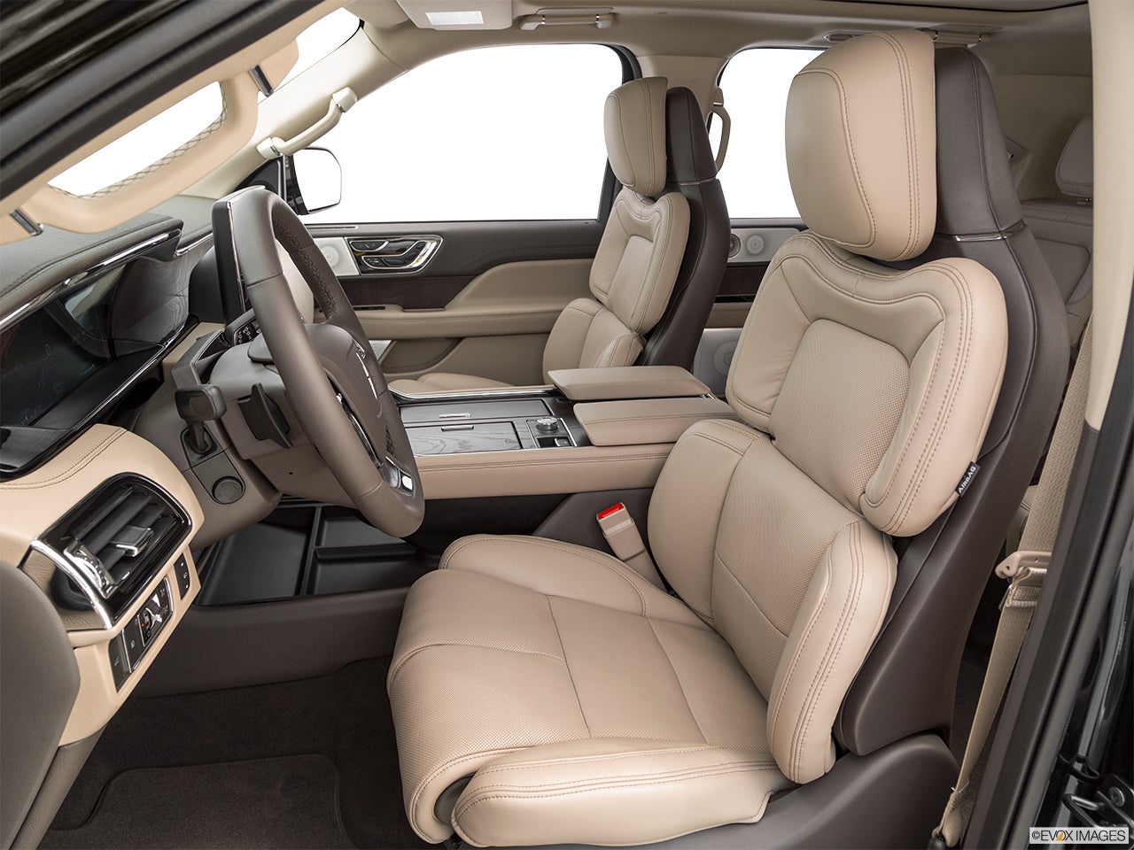 2022 Lincoln Navigator photo