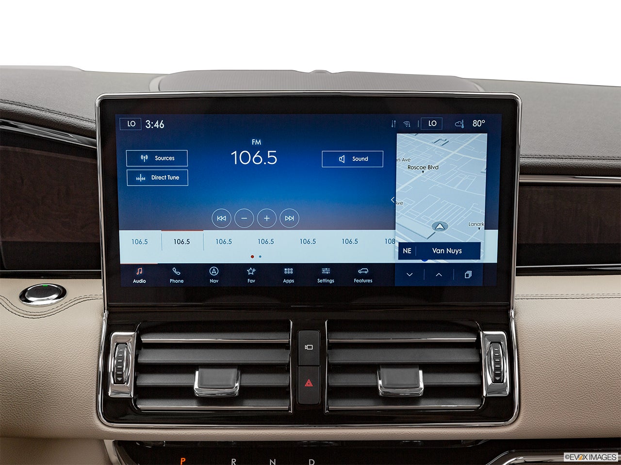 2022 Lincoln Navigator photo