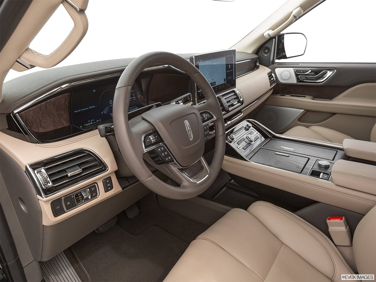 2022 Lincoln Navigator photo