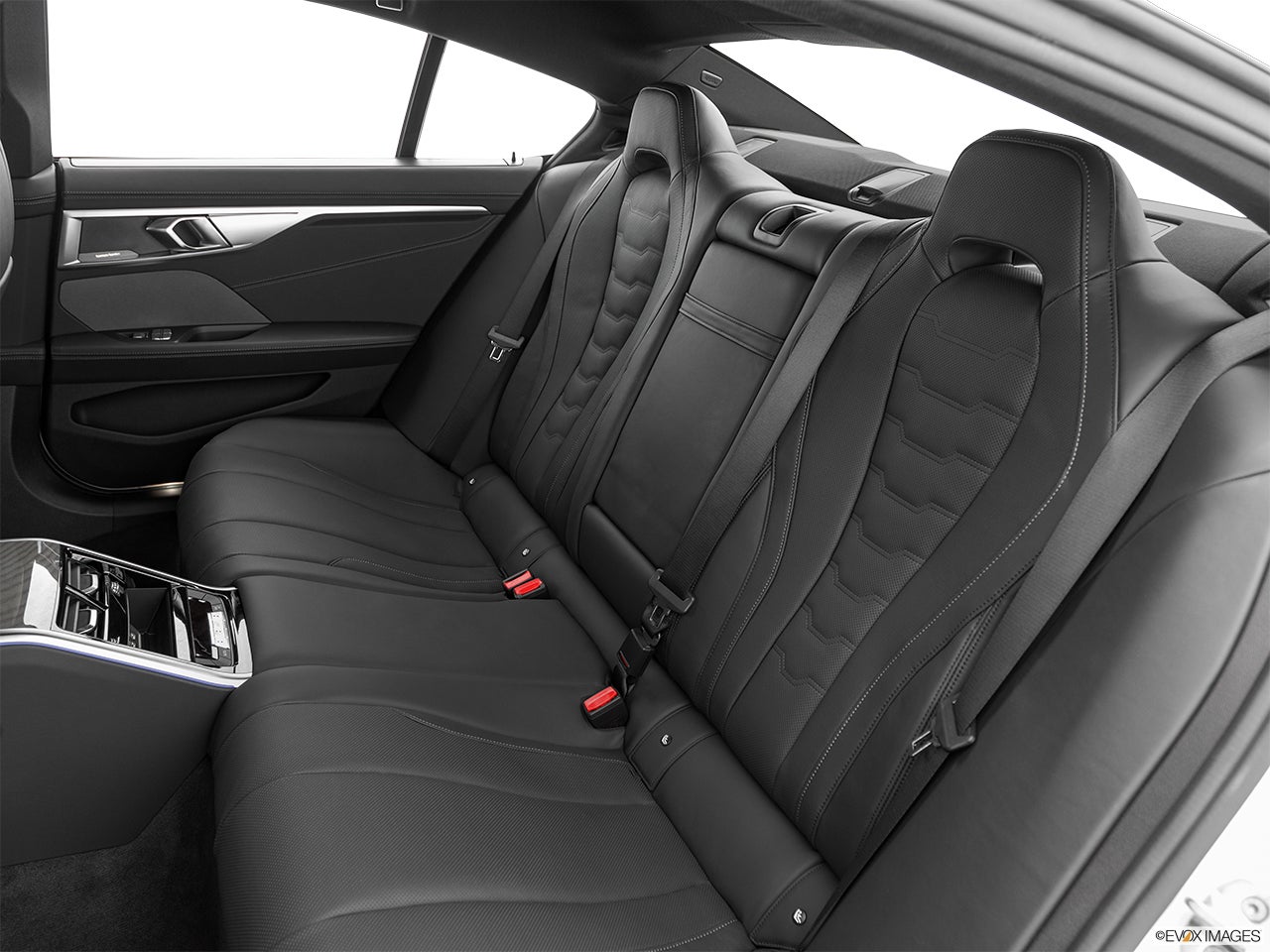 2023 BMW 8 Series photo