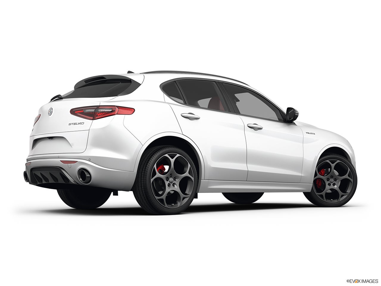 2025 Alfa Romeo Stelvio photo