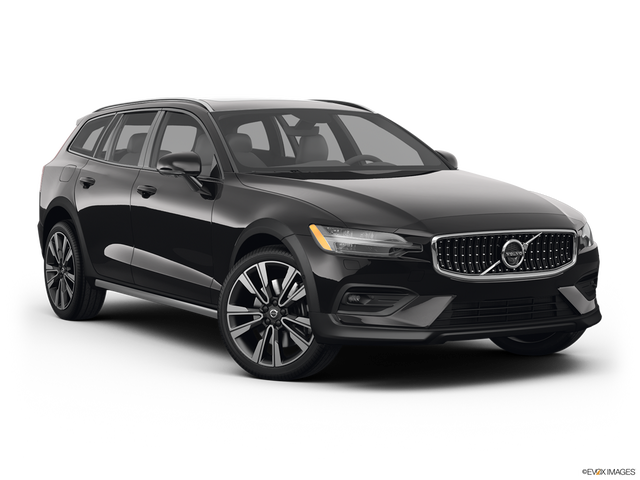 2025 Volvo V60 Cross Country