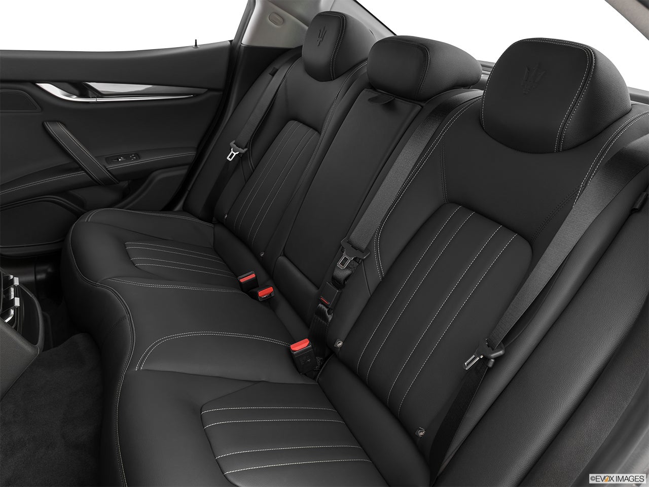 2022 Maserati Ghibli photo