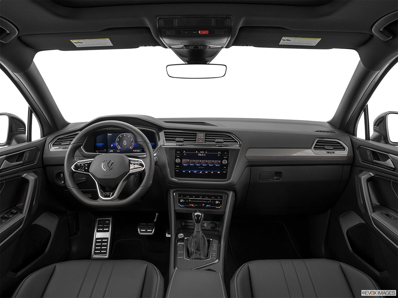 2023 Volkswagen Tiguan photo