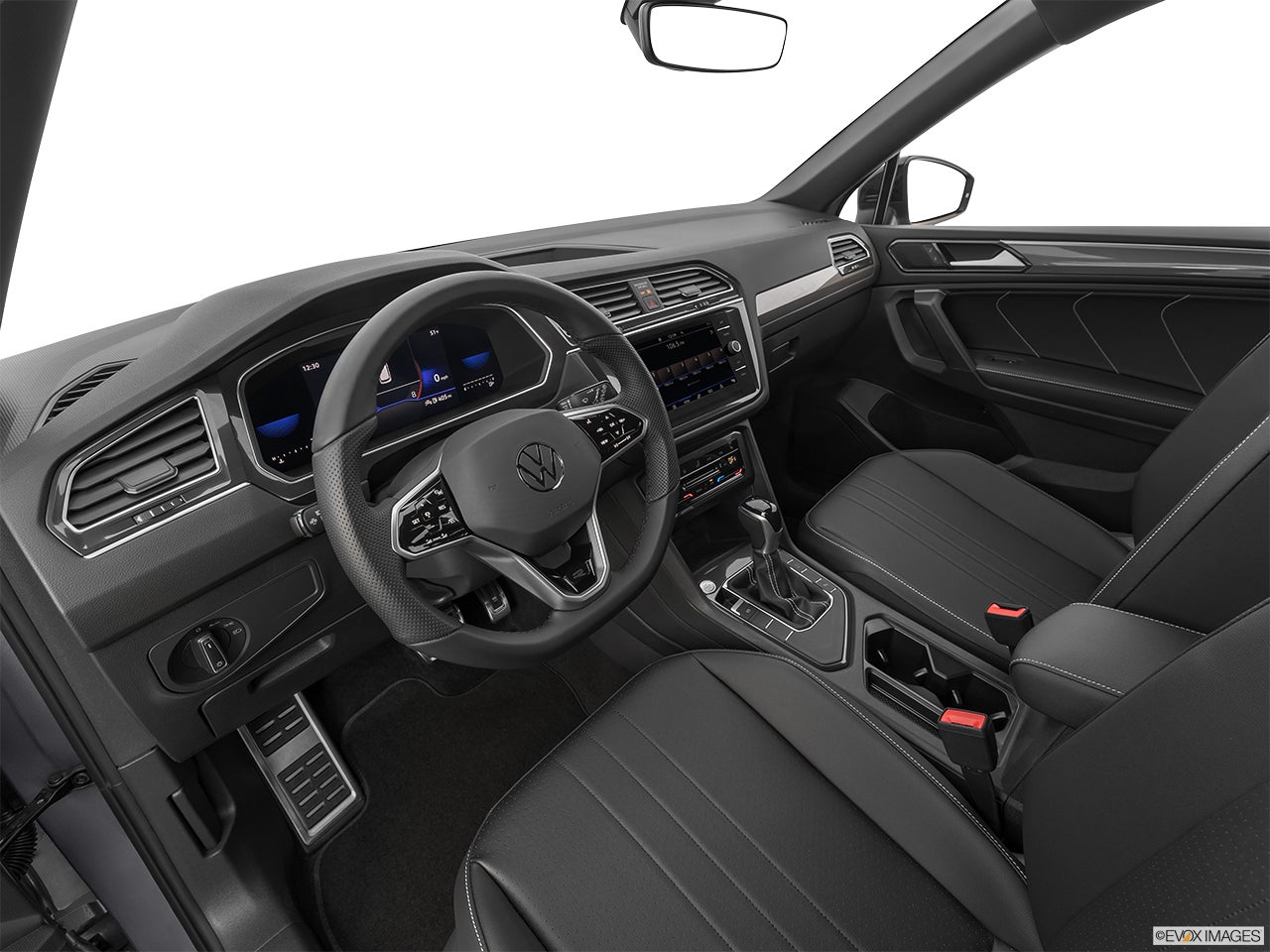 2023 Volkswagen Tiguan photo