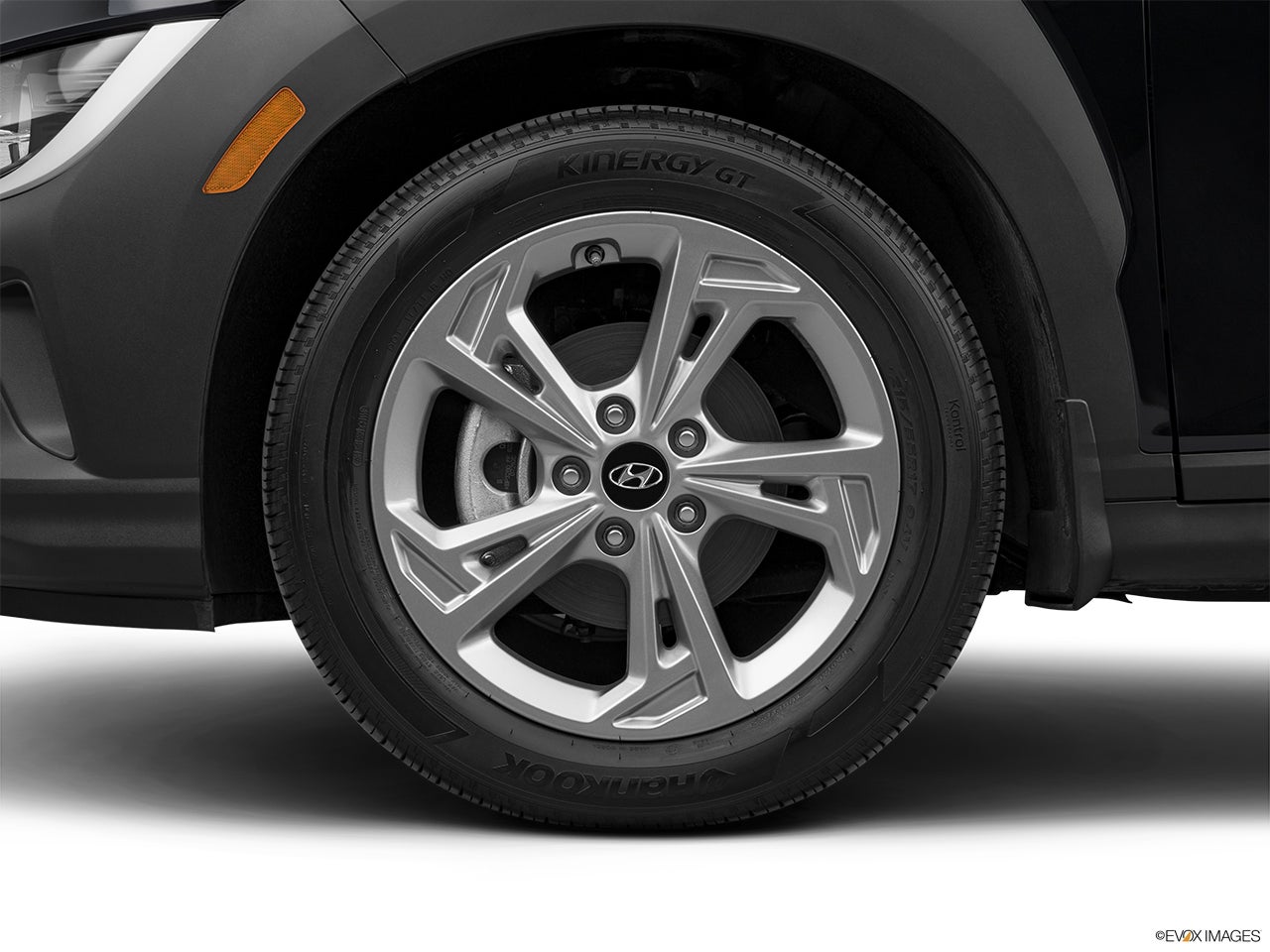 2023 Hyundai KONA photo