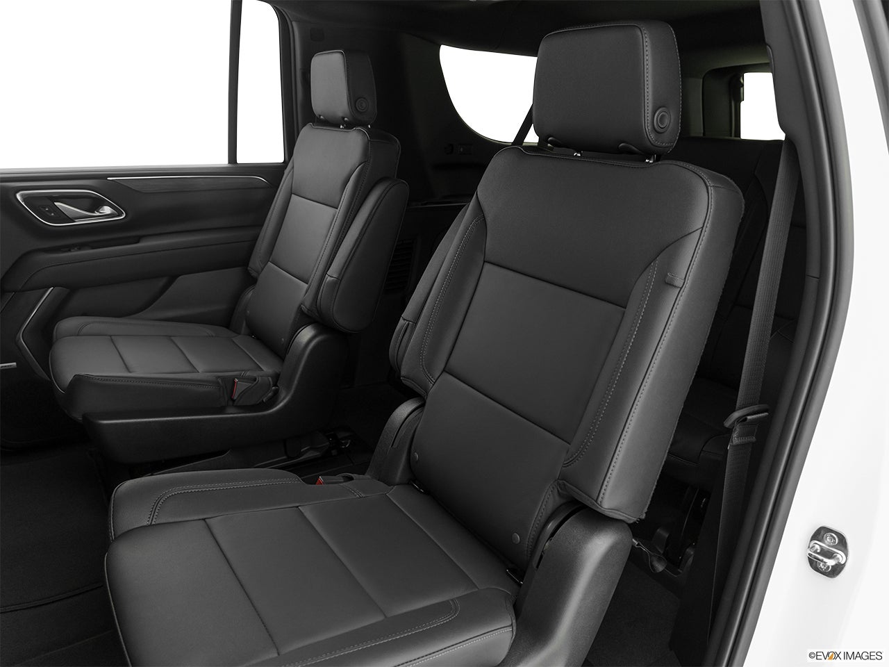 2023 Chevrolet Suburban photo