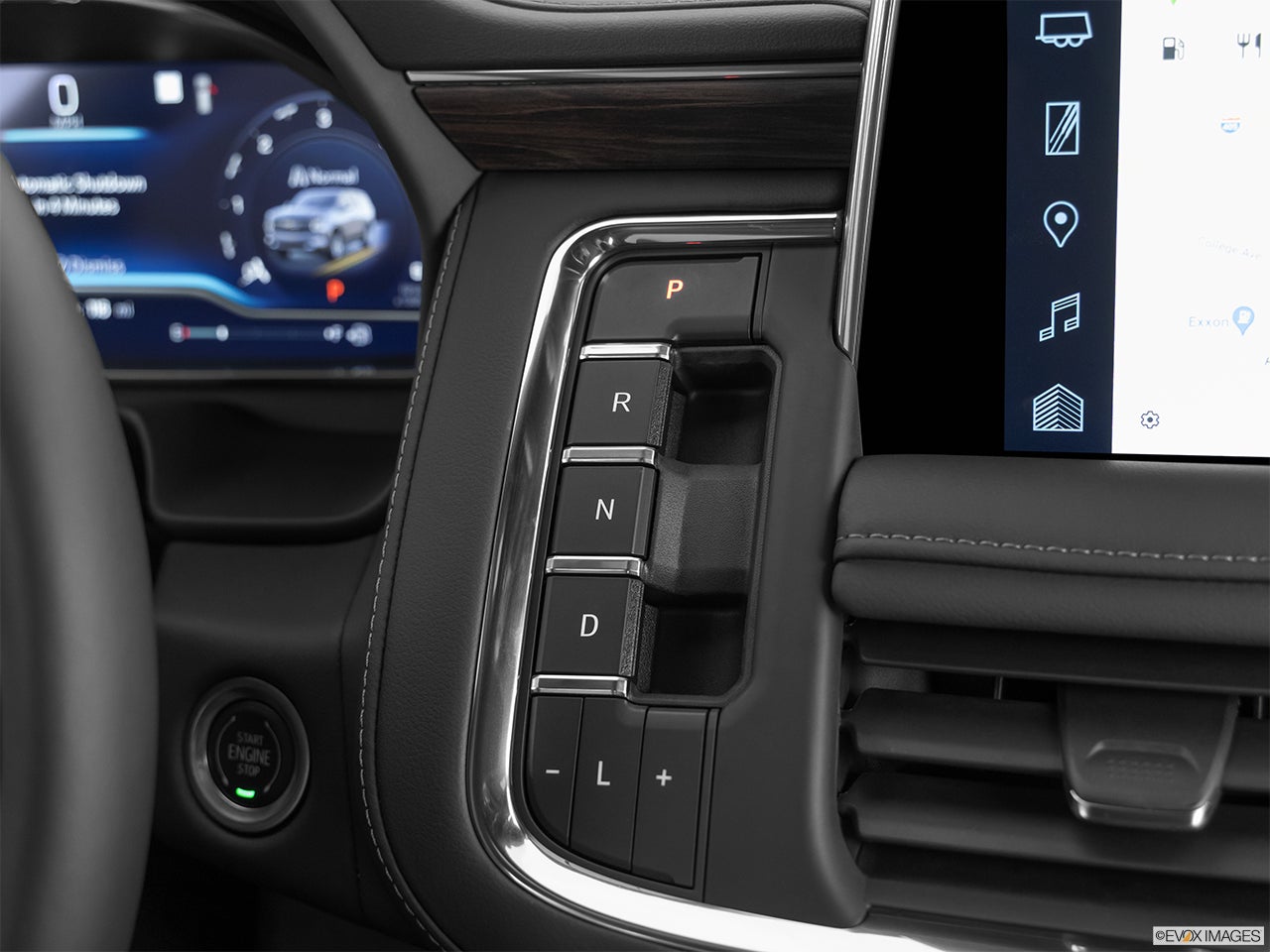 2023 Chevrolet Suburban photo