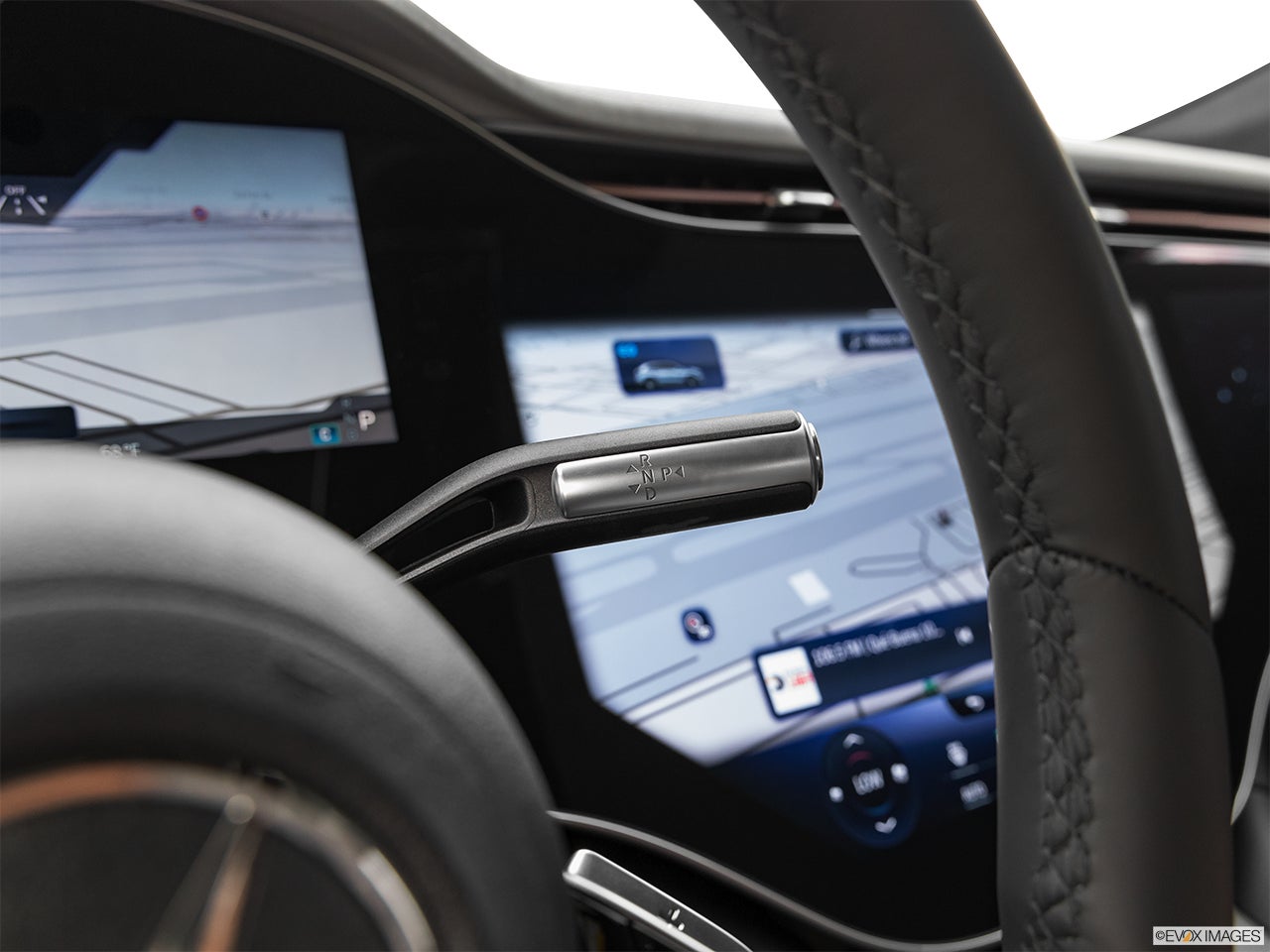 2023 Mercedes-Benz EQS photo