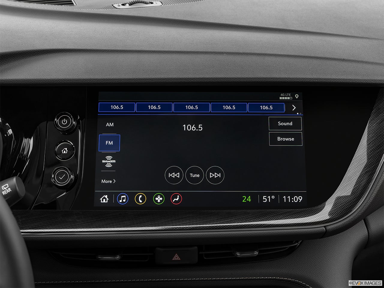 2023 Buick Envision photo