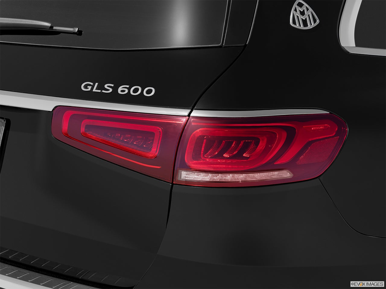 2025 Mercedes-Benz GLS photo