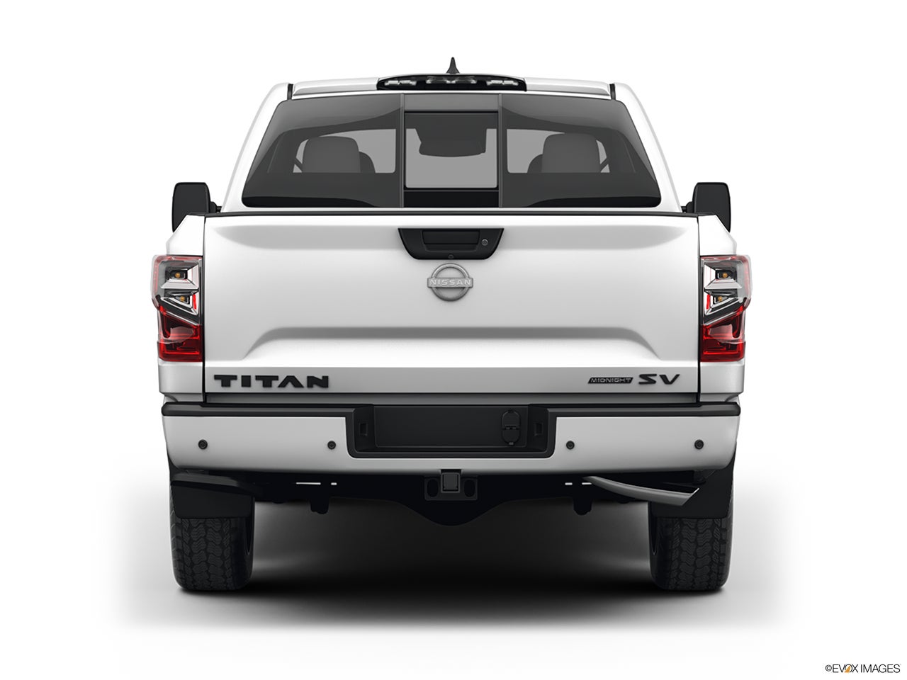 2023 Nissan Titan photo