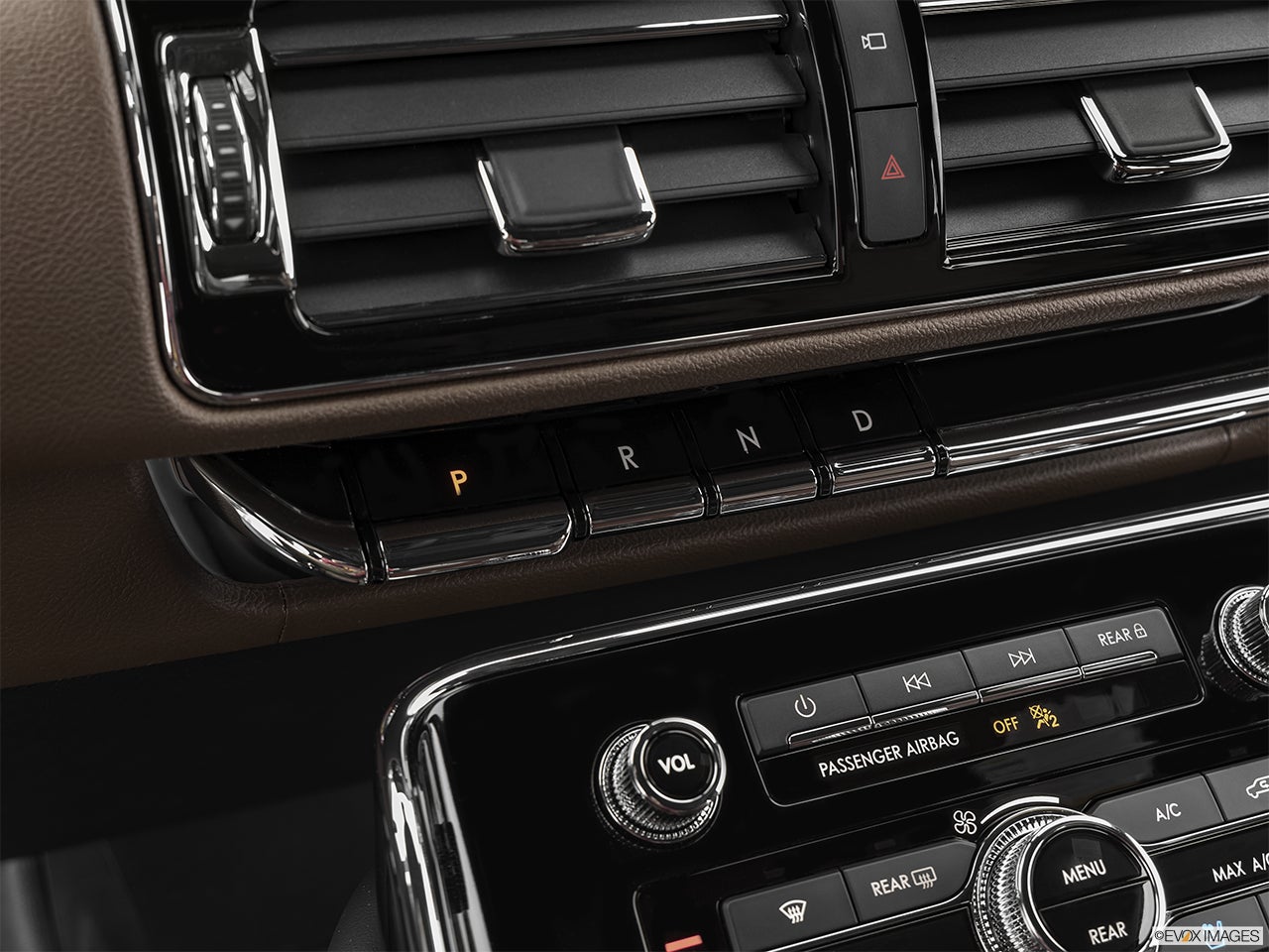 2023 Lincoln Navigator photo