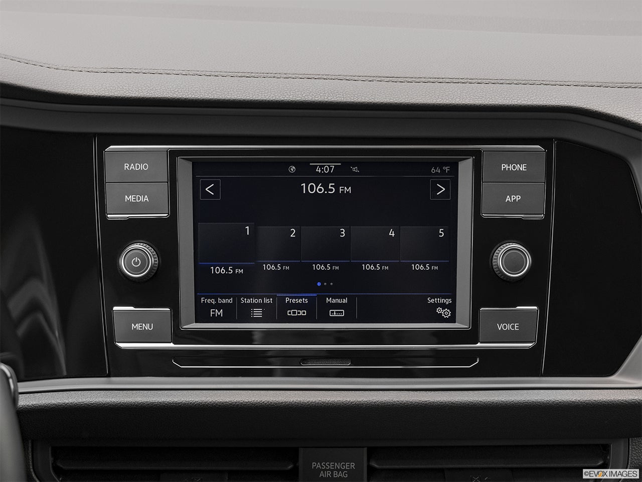 2023 Volkswagen Jetta photo