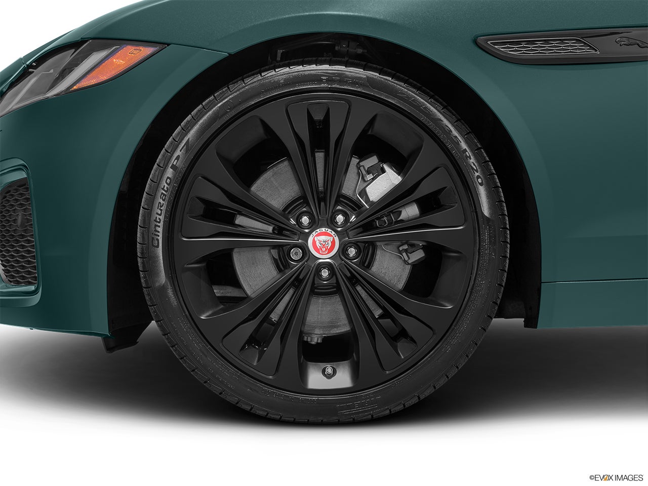 2023 Jaguar XF photo