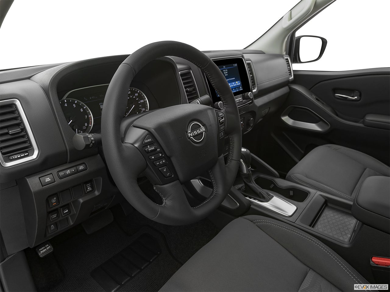 2023 Nissan Frontier photo