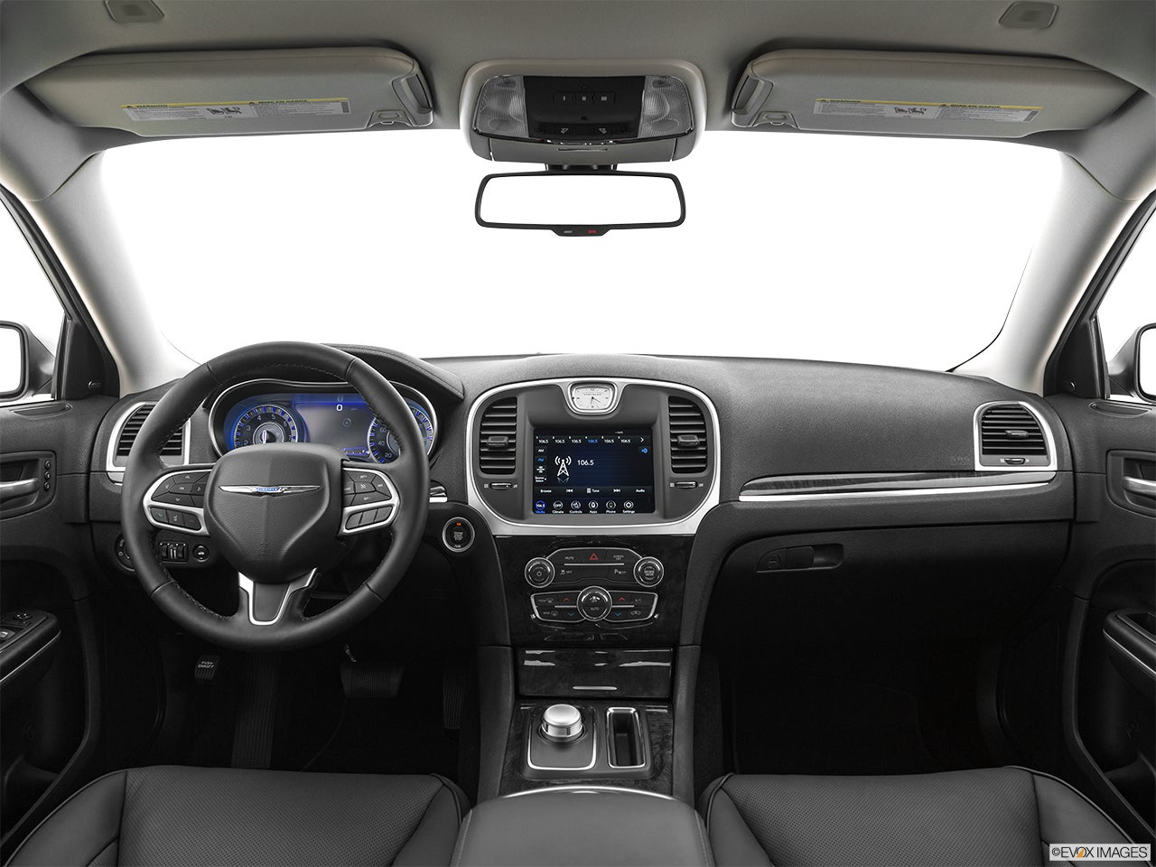 2023 Chrysler 300 photo