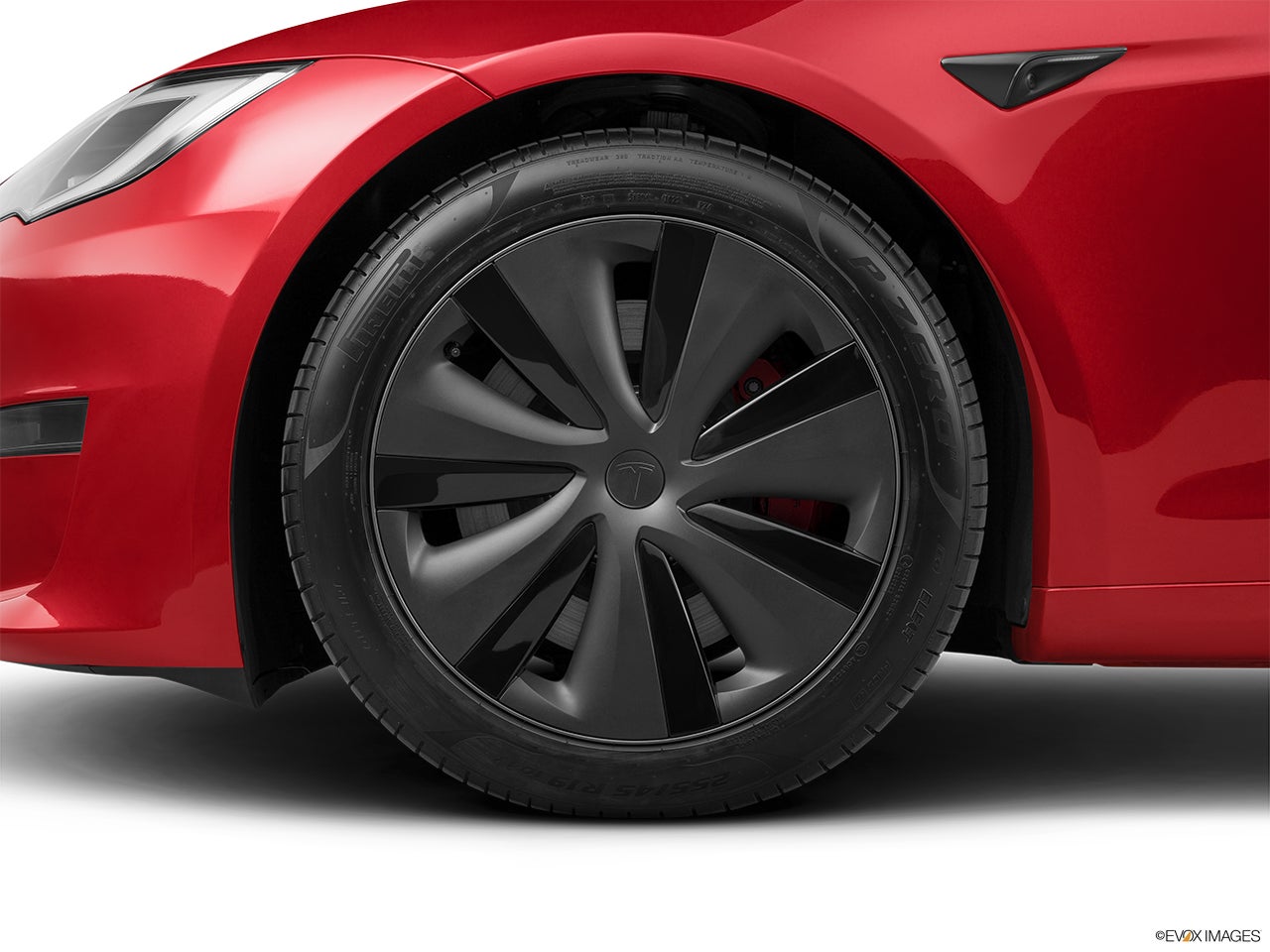 2025 Tesla Model S photo