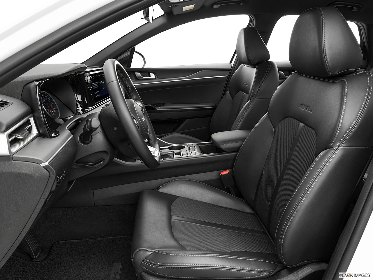 2023 Kia K5 photo
