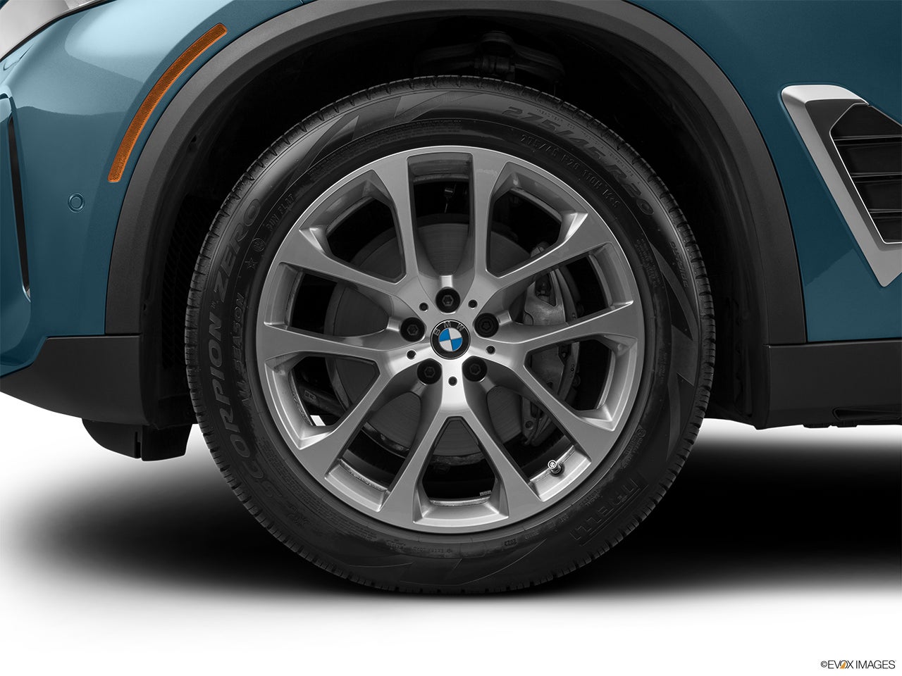 2024 BMW X5 photo