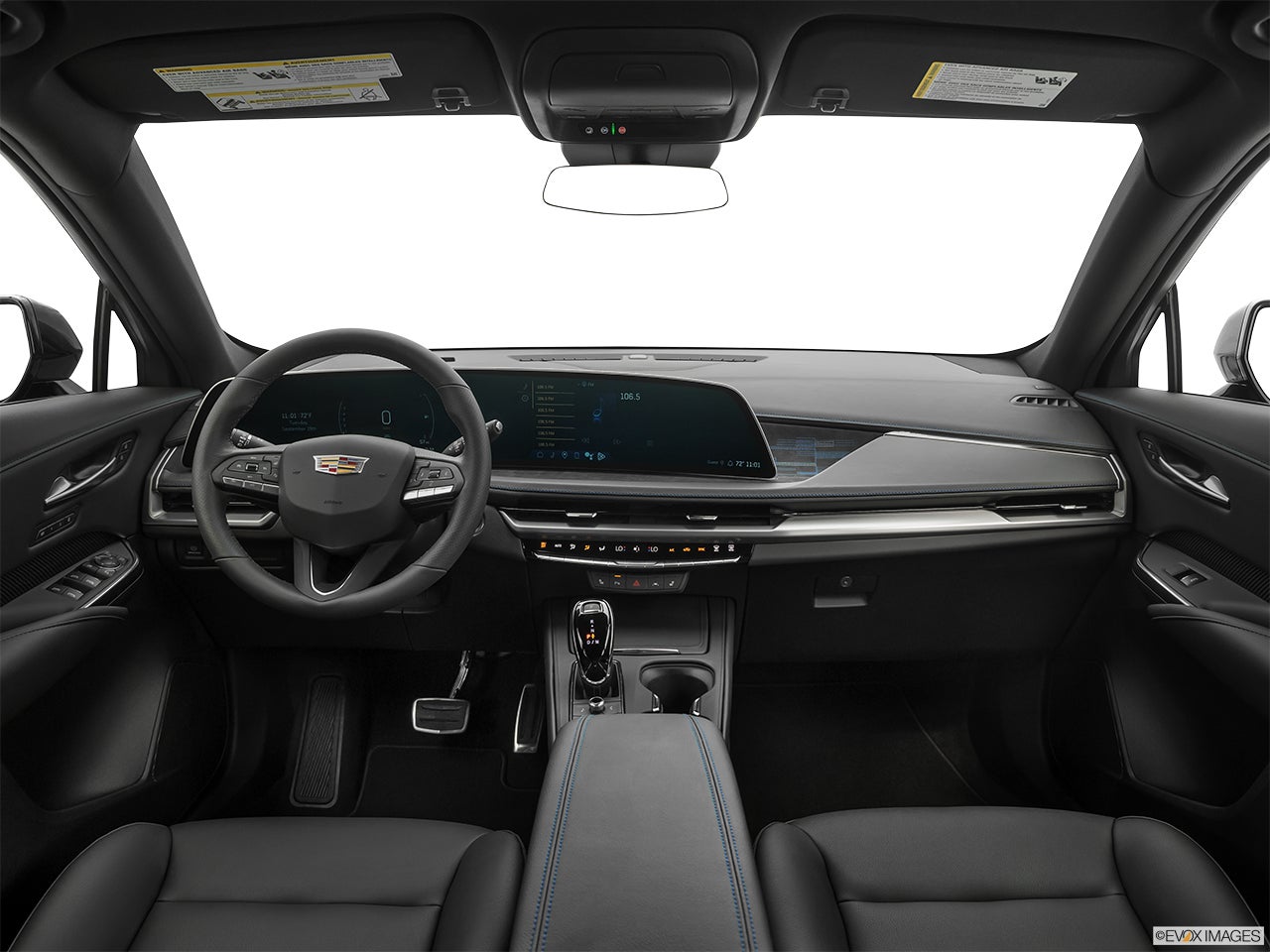 2024 Cadillac XT4 photo